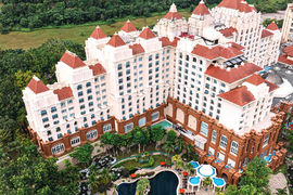 Go green and meet well at Putrajaya Marriott Hotel