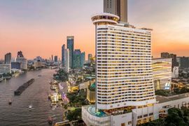 Eat and meet better at this newly revamped Bangkok hotel