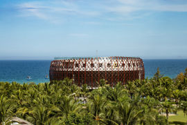 Cam Ranh’s new game changer - Axi Plaza