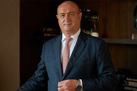 New commercial GM at Fairmont Singapore and Swissôtel The Stamford