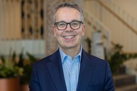 Robin Mack named Tourism Australia MD