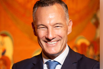 Anantara Siam Bangkok welcomes new GM