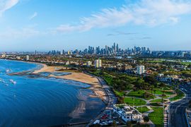 Which APAC cities lead in sustainability ranking?