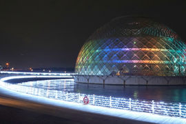A new entertainment space is shining in Osaka Bay