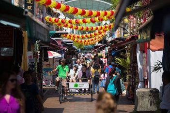 Guided tours suspended in Singapore