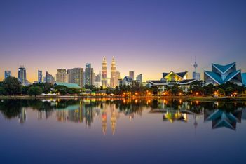 Malaysian PM unveils RM250 billion aid stimulus package