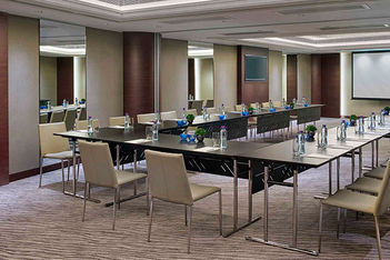 Iconic Hong Kong hotel gets modern new look
