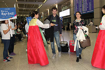 K-Smiles to greet visitors to South Korea