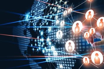 5 Ways To Accommodate Virtual Attendees with Hybrid Meetings