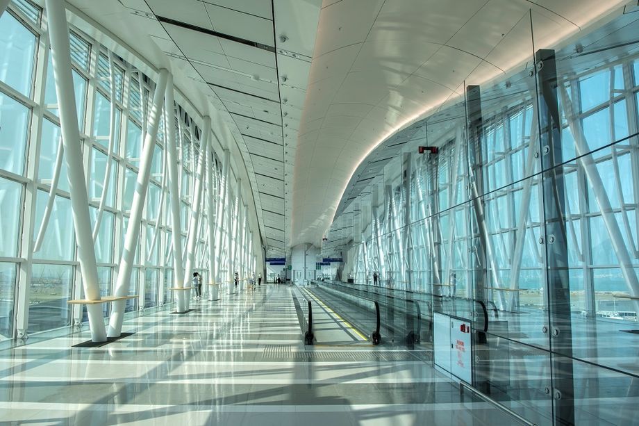 Hong Kong Airport's new Sky Bridge connects Terminal 1 and T1 Satellite Concourse.
