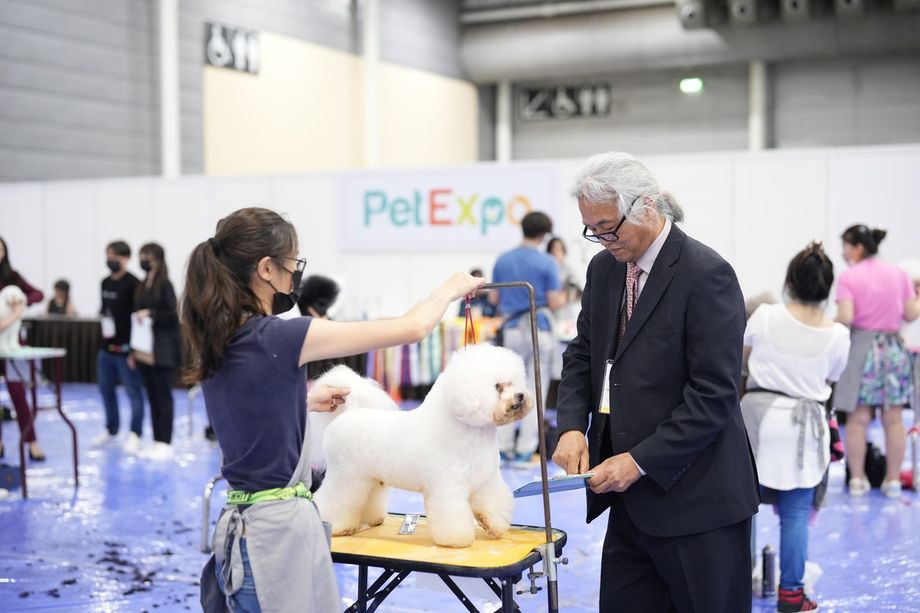Singapore’s largest pet fair, PetExpo saw its own record showing of 33,000 visitors and close to 10,000 pets.