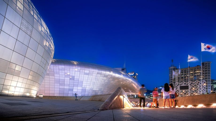 Seoul reportedly wants to create flagship events and meetings modelled based on CES and the WEF annual meetings.