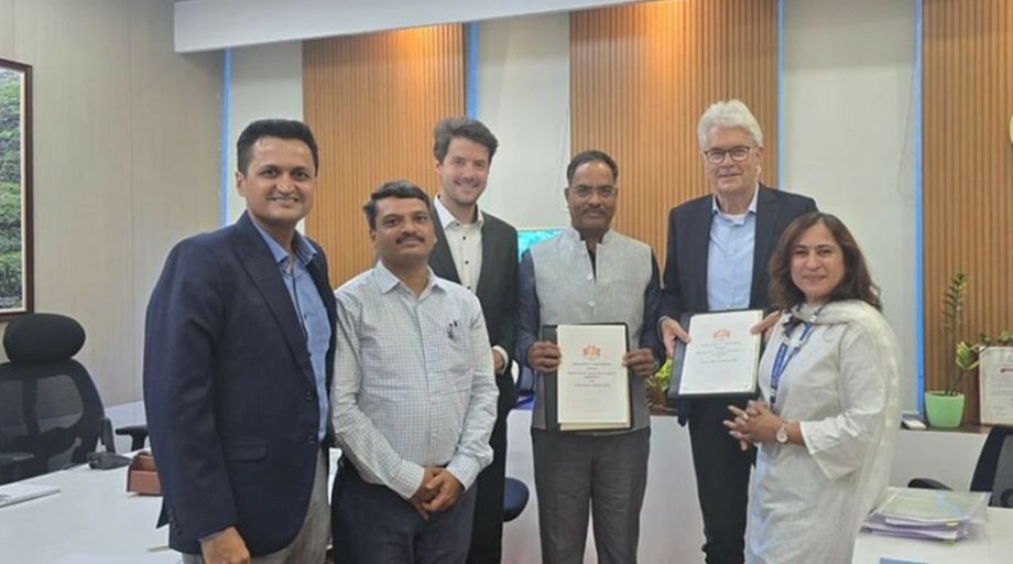 Representatives from the Maharashtra government and JWC pose following the signing of a cooperation agreement to support the development of the Maharashtra Convention Bureau.