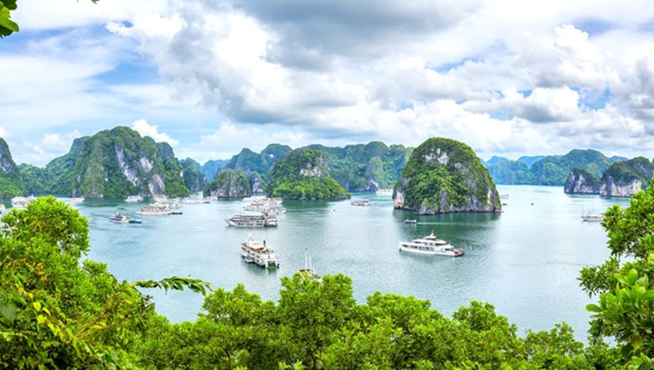 From cruises and culture to golfing and getting around the city, premium experiences matter in MICE planning.