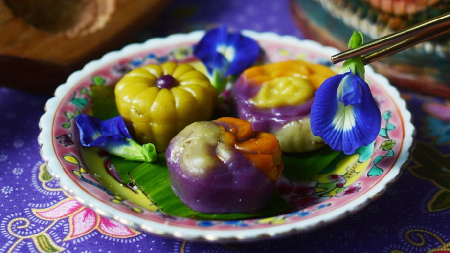 The Singapore Pavilion will offer delegates a taste of traditional handmade Nonya kueh, a vibrant part of Singapore’s Peranakan heritage and cultural identity.