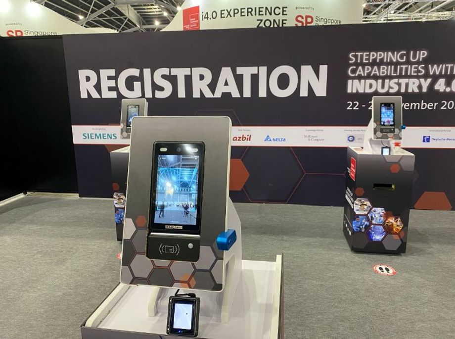 Delegates could opt for the quicker option of registering via the face recognition machine by Trakomatic, capable of managing accuracy at a large scale event.