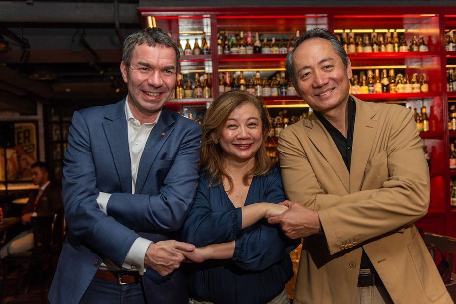 M&C Asia Connections 2025 forged a valued partnership between Sofitel Bangkok Sukhumvit’s Oliver Schnatz, M&C Asia’s Irene Chua and Hyatt Regency Bangkok Sukhumvit’s Sammy Carolus.