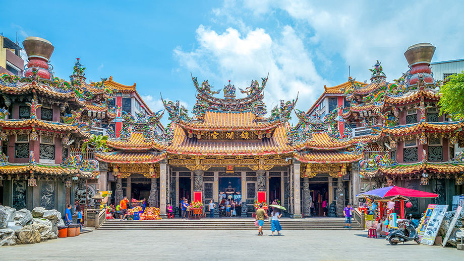 Dajia Jenn Lann Temple organises the annual Dajia Mazu Pilgrimage around Taichung, Changhua, Yunlin and Chiayi counties.