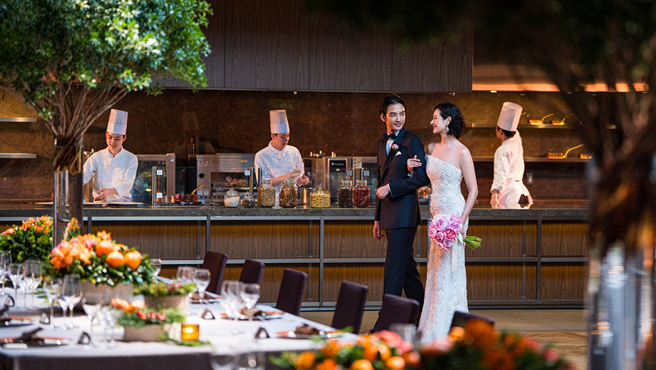For one special wedding, the Grand Hyatt Tokyo team partnered with the groom – a professional baker – to weave his personal touch into the banquet, creating lifelong memories for the couple.