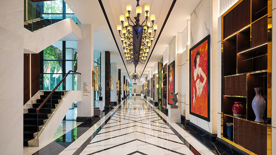 An elegant 348sqm gallery, showcasing Indonesian art in high-ceilinged corridors, provides the ideal setting for curated exhibitions and exclusion events.