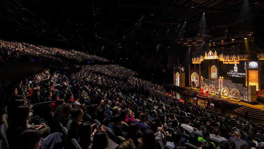 A range of flexible spaces, including the 6,000-seat The Londoner Arena, offer a blank canvas for creating the ideal setting for any MICE gathering.