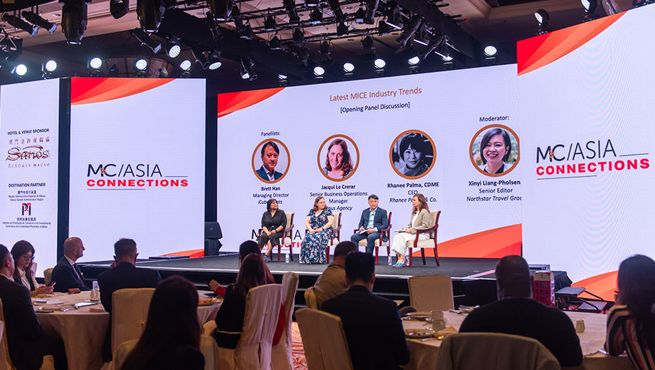 With top-of-the-line technology and equipment, every event can be a digital showcase to wow attendees.