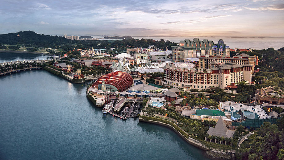 With a diverse collection of hotels, meeting venues, F&B options and attractions, Resorts World Sentosa stands out as a premier all-in-one MICE destination in Singapore.