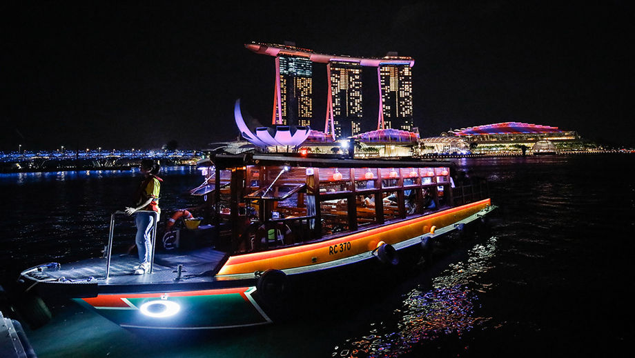 Guests enjoyed a scenic  boat ride across the marina to the vehicle launch at Marina Bay Sands.
