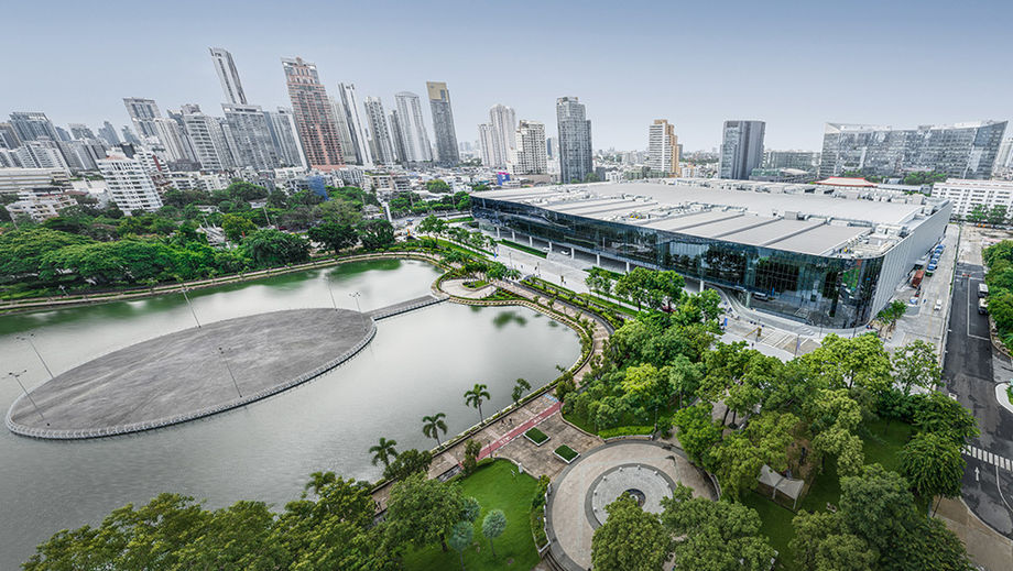 QSNCC is at the forefront of sustainability in Bangkok, backed by state-of-the-art design and eco-conscious policies.