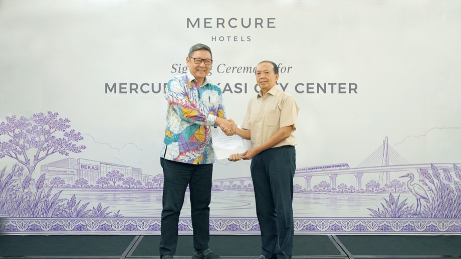 Accor enters partnership with local developer PT Hotel Utama Bekasi to open a hotel within a mall.