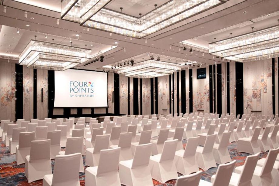 The 495sqm Akara Grand Ballroom cater for up to 500 guests.