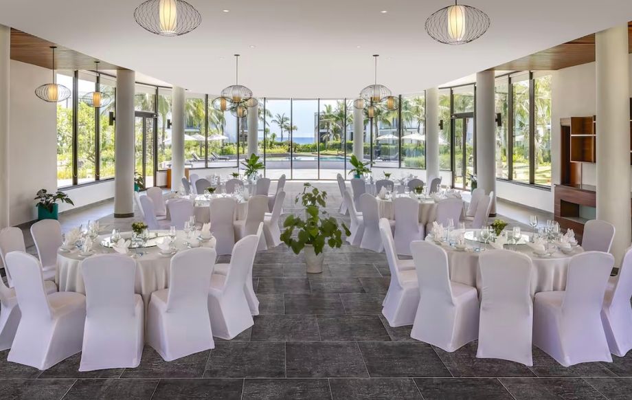 Meliá Danang Beach Resort has also groomed its MICE appeal with two new upscale ballrooms and five new breakout rooms.