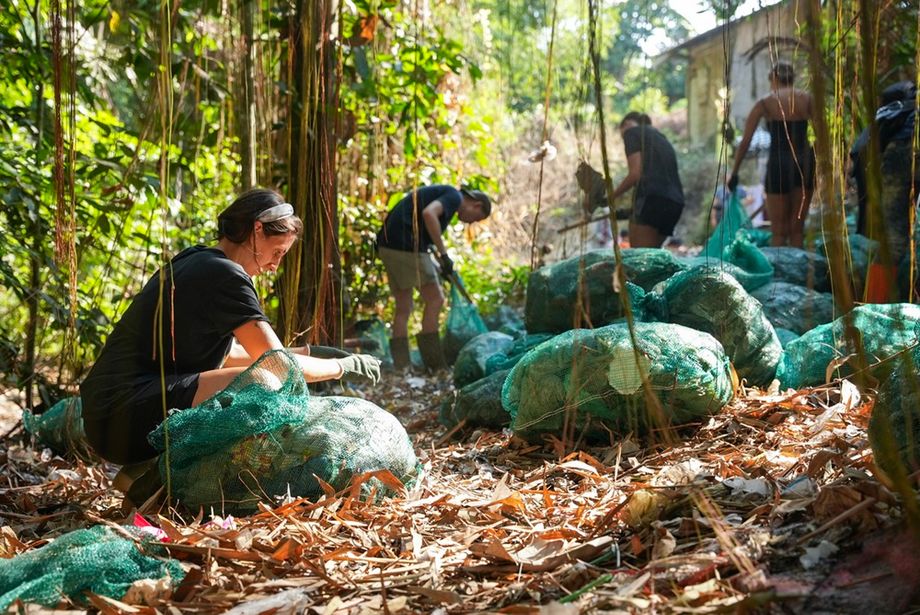 Hilton has lent efforts to environmental conservation organisations such as the Sungai Watch in Indonesia, which protects local rivers.