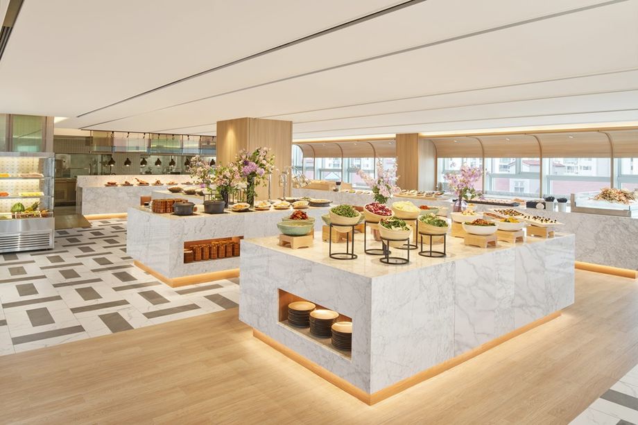Seoul’s newest addition enjoys close proximity to major event venues and the international airport, as well as multiple public transport options.