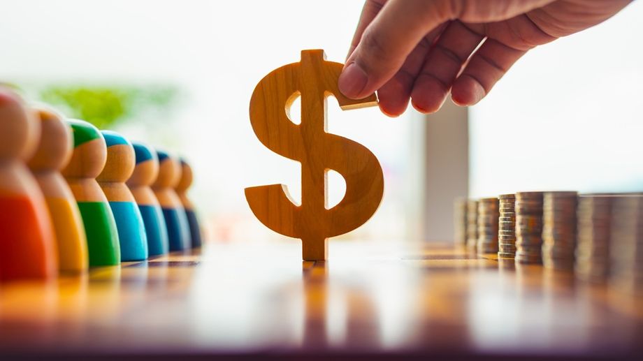 Cost pressure is the biggest external challenge, while organisations are also navigating complexity driven by cost containment measures and structural changes.