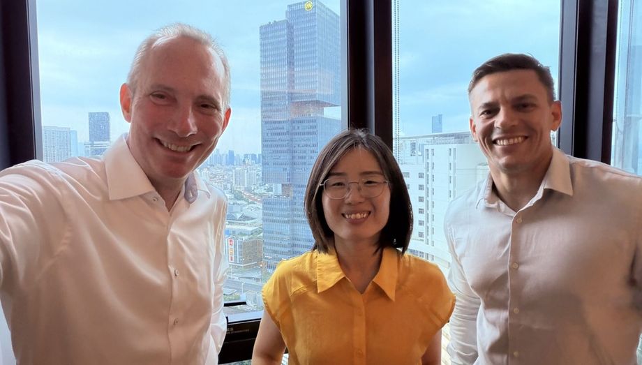 Vok Dams' co-CEO Colja Dams with Shenzhen head Liana Li and managing director APAC Benoît Thebaut.