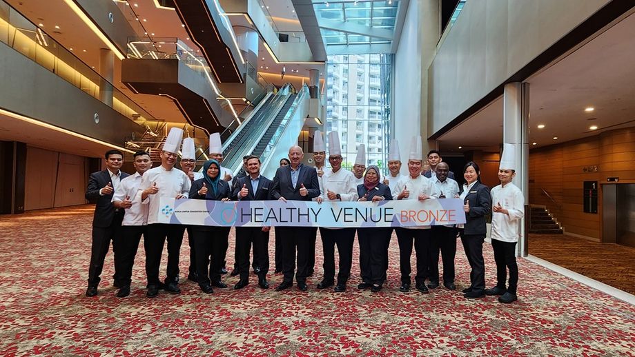 Smiles all around for the Kuala Lumpur Convention Centre’s team with the “Healthy Venue” Bronze Level accreditation.