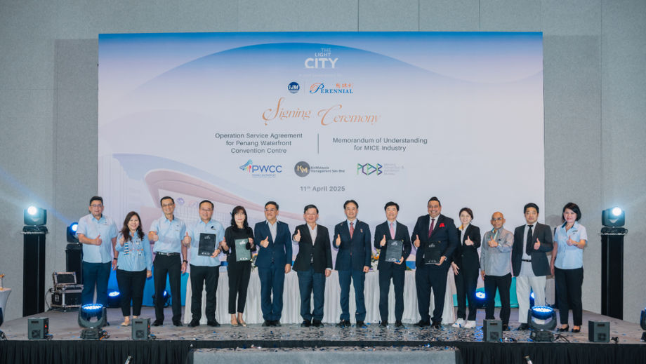 Penang Chief Minister Chow Kon Yeow (seventh from left) with Korea's Goyang Special City Mayor Lee Dong-Hwan (on Chow's left) at the operation service agreement and MoU event for Penang Waterfront Convention Centre on 11 April 2025.