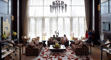 An elegant welcome lounge at Mission Hills Haikou.