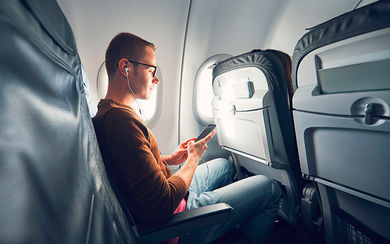 Singapore-based online insurer Etiqa has launched a free in-flight insurance service for Singapore outbound travellers (Credit: Chalabala/Getty Images)