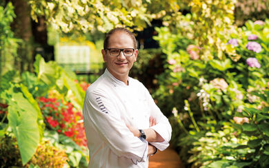 Chef Rolf Fliegauf will bring Swiss and Asian flavours to the table when he serves up a trio of degustation menus at Banyan Tree’s VERTIGO Restaurant.