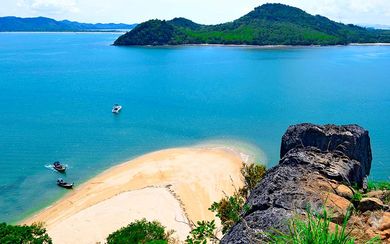 Thailand’s Koh Yao Yai Island will soon welcome the new InterContinental Yao Yai Resort in early 2020 (Credit: deniscostille/Getty Images)