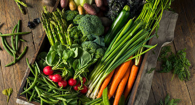 Bring sustainability into meetings with F&B options that use locally sourced produce. (Photo Credit: bhofack2/Getty Images)
