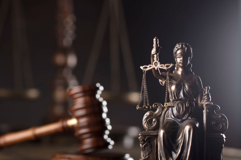 pwlawyer110220 pwlawyer110220