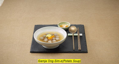 A temple food dish, Gamja Ong-Sim-e, or potato soup (Photo Credit: Korea Cultural Centre)