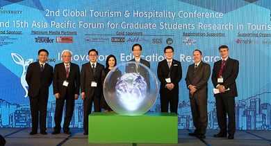 HONG KONG 2016 was officially opened by: (from left) Anthony Lau, Executive Director, Hong Kong Tourism Board; James Lu, Executive Director, Hong Kong Hotels Association; Michael Li, Executive Director, The Federation of Hong Kong Hotel Owners; Emily Mo, Assistant Commissioner for Tourism, Tourism Commission; Professor Timothy W. Tong, PolyU President; Professor Kaye Chon, SHTM Dean and Chair Professor and Conference Chairman; Professor Dennis Reynolds, Dean of Conrad N. Hilton College of Hotel and Restaurant Management, University of Houston; and Jeremy Tredinnick, Editor of Business Traveller Asia-Pacific.