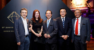 STB deputy chief executive Melissa Ow with ambassadors