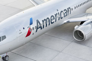 American-Airlines-plane