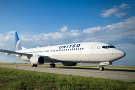 United Posts Q1 Loss on Cost of Potential Pilot Contract