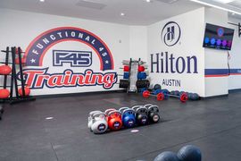 Hilton Austin Debuts New Group-Fitness Amenity